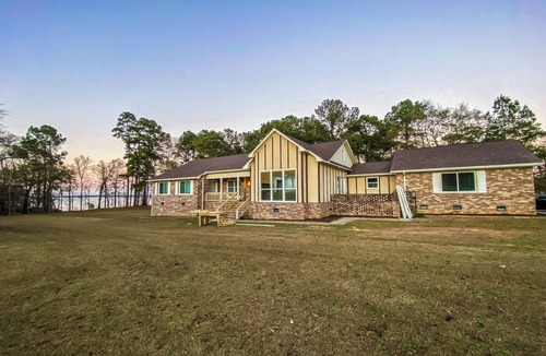 Santee House | Carolina Bea Hive: Lakeside Modern Home+Games+Dock