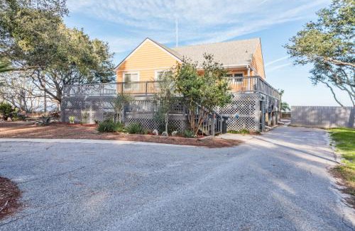 Saint Helena Island House | Carolina Sunrise - Private Beach & Gorgeous Views