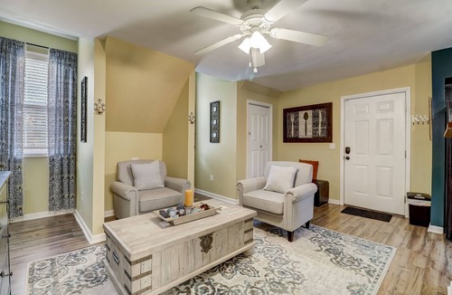 Sumter Apartment | Carriage House near parks, walking paths, and historic downtown Sumter!
