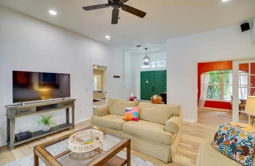 Sebastian Highlands House | 'Casa Blanco' Escape w/Fire Pit in Sebastian!
