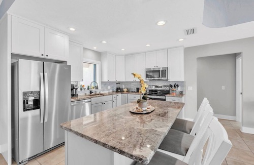 Whitney Beach House | Casa Cay by Duncan Real Estate