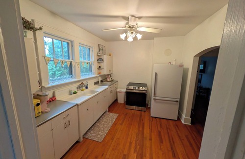North Augusta Cottage | Casey's Cottage- Georgia Ave