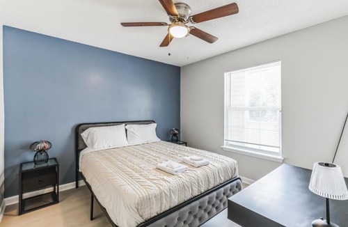 Westover Apartment | CB 965-301 Modern Fayetteville Charm