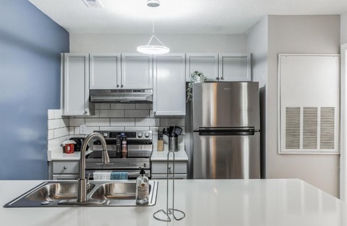Westover Apartment | CB 965-301 Modern Fayetteville Charm