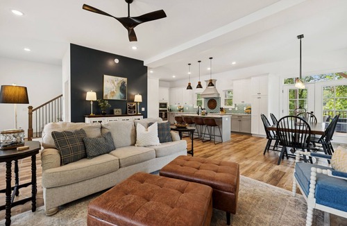 Smithville House | Center Hill Lake cabin w/hot tub. 5 mins to Pates Ford Marina