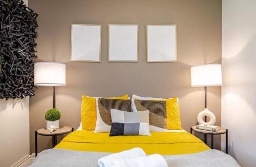 Sun Bay South House | Central Tampa Contractor Base Private Room Shared Spaces