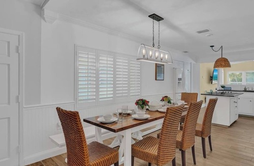 Vero Beach South House | Central Vero House 6/3 with Heated Pool