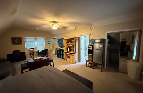 Clayton Apartment | Centrally Located Gated Retreat: Park Views & Walk to Neuse River