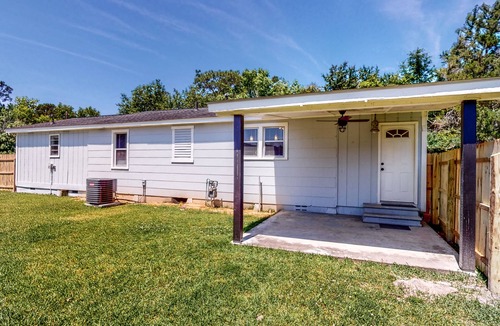 Bloomingdale House | Centrally Located - Boat Parking & Large Yard