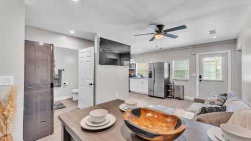 Winter Haven House | Chain of Lakes Cottage