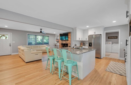 Easley House | Charles Street, Hot tub, Near Downtown Greenville