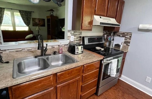 Charlotte House | Charlotte Comfort Home, near uptown and Airport