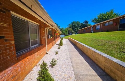 Oakhurst Apartment | Charlotte Sanctuary