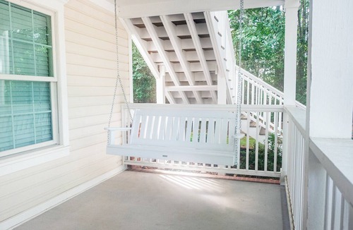 Downtown Apartment | Charming 1-bedroom apartment in adorable Downtown Southern Pines