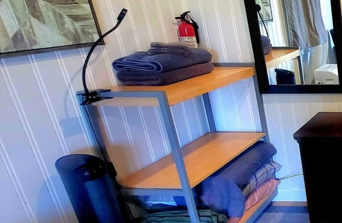 Chapin Cottage | Charming 1-bedroom "glamping" cottage in peaceful Chapin [see description below]