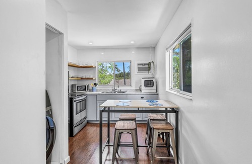 South Corals Apartment | Charming 2-bedroom apartment in delightful Fort Lauderdale