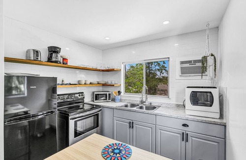 South Corals Apartment | Charming 2-bedroom apartment in delightful Fort Lauderdale