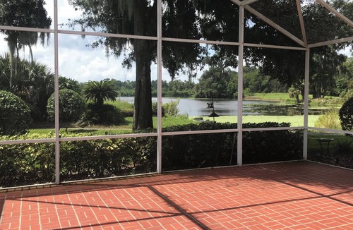 Winter Springs House | Charming 2-bedroom house with AC, WiFi in welcoming Winter Springs