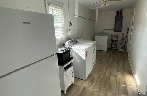 Coffee County Cottage | Charming 2-bedroom cottage in West Green