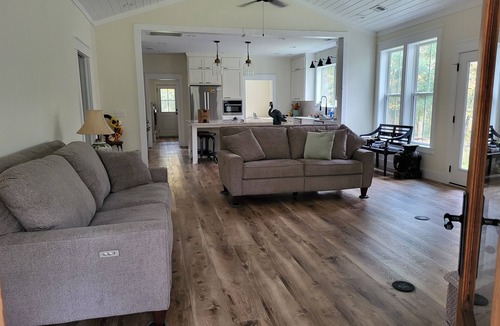 Ruffin House | Charming 2-bedroom home on peaceful bluff overlooking the Edisto River.