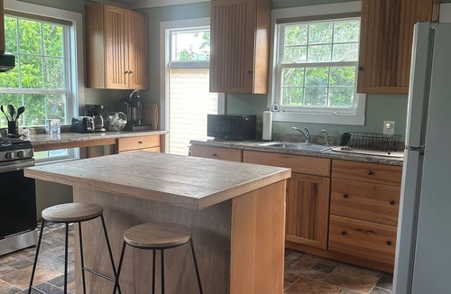 Cedar Island House | Charming 2-bedroom house with private beach access in peaceful Cedar Island
