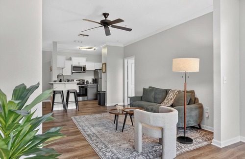 Oviedo Apartment | Charming 2BR 7 mins from UCF with fitness and washer dryer in lovely Oviedo