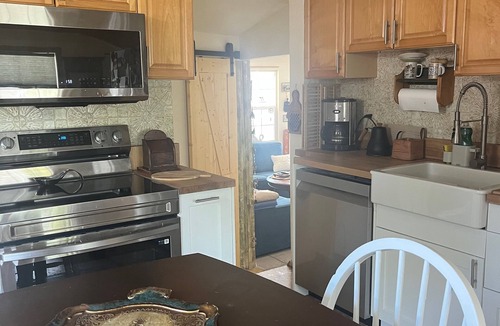 St. Petersburg House | Charming 2BR house with a Swimming Pool and a Garden.