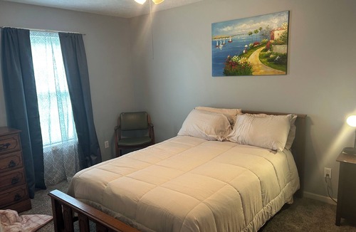 Counce House | Charming 3-bedroom cabin with AC, WiFi near Savannah river. Picwick campground