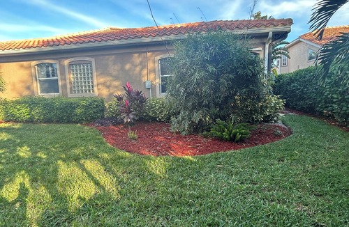 Ole Villa | Charming 3 bedroom villa in Lely Resort Naples with hot tub and waterfall