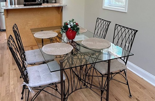 Gainesville House | Charming 3BR Home Close to Lake Lanier & Local Attractions