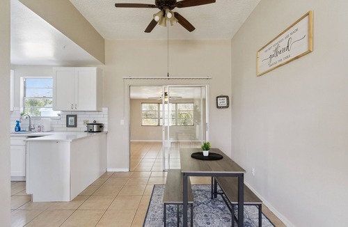 St. Cloud House | Charming 3BR home in St. Cloud Near Lake Toho & Orlando Attractions