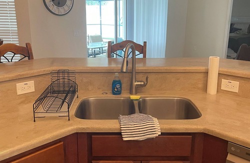 Mariner House | Charming 4-bedroom house in Cape Coral with WiFi and AC