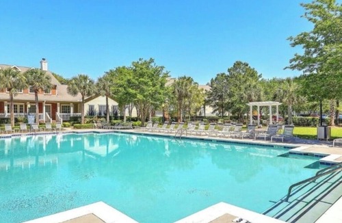 Mount Pleasant Condo | Charming Coastal Condo Minutes from the Beach and Charleston