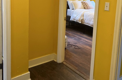 Darlington House | Charming cozy house perfect for a family of four, close to Racetrack/ Water Park