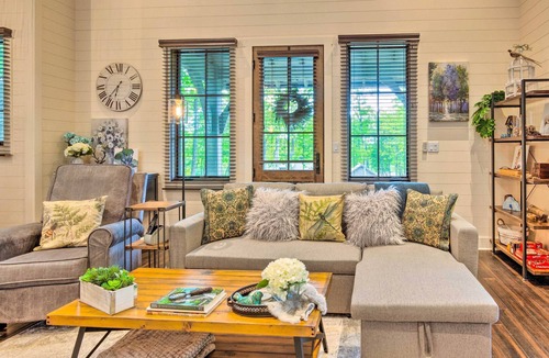 Glenville Cabin | Charming Craftsman w/ Porch + Community Perks!