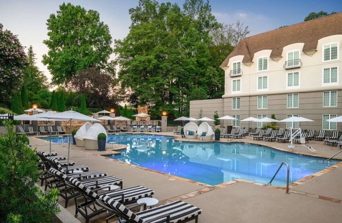 Braselton Hotel | Charming Guest Room Perfect for Spa and Winery Retreats Near Athens - 55 Mins