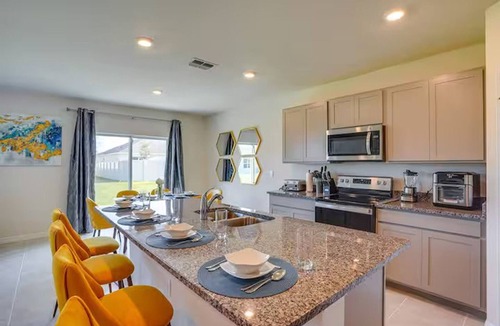 Haines City Apartment | Charming Haines City, Pool, Wifi