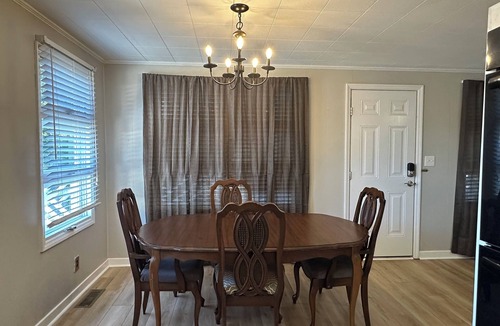 Woodruff House | Charming Home Between Greenville & Spartanburg. Close to BMW