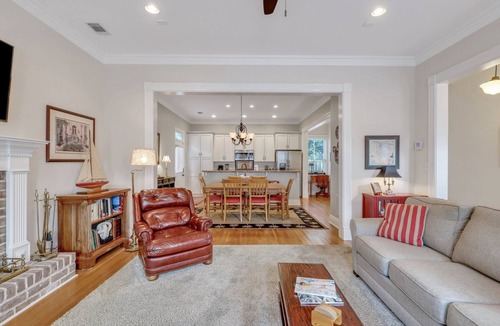 Historic Downtown Savannah House | Charming Home w/Private Parking, Courtyard, Near Forsyth by Lucky Savannah