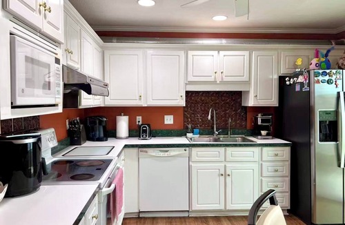 National Hills House | Charming Home with Prime Augusta Location - Walk to Augusta National!