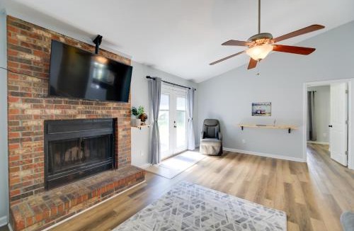 Piney Green House | Charming Jacksonville Abode w/Patio!