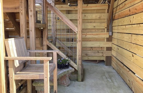 Lake Waccamaw Cottage | Charming Lakeview Cottage. Private access. Two Paddleboards provided.