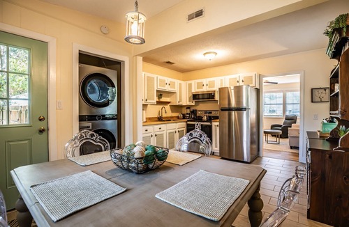 Port Royal House | Charming Port Royal Cottage: Walk to Dining, 5 Min to Parris Island, Beach & Bike Trails!