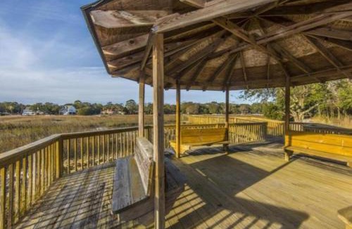 Folly Beach Apartment | Charming Quiet 1 Bd Condo