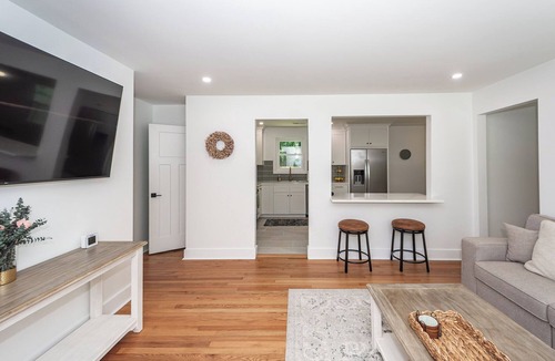 West Ashley House | Charming Renovated Retreat for Work + Play
