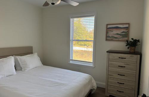 Martinez House | Charming Room in Martinez