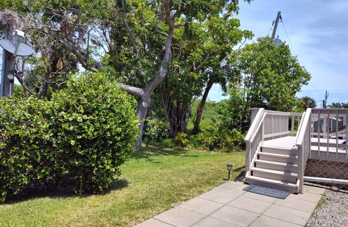 Roseland House | Charming Sebastian Home Near the Waterfront Activities.