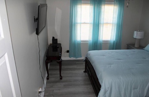 East Fayetteville House | Cheerful 2-Bedroom, 2 bath with private parking
