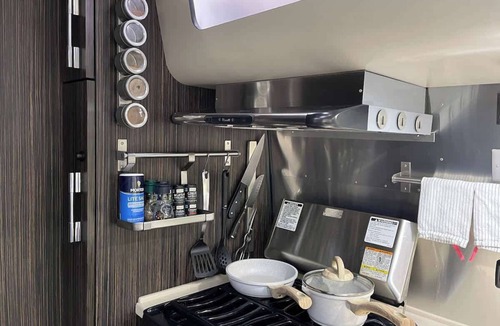 Savannah House | Chic Airstream Glamper Near Tybee & Savannah