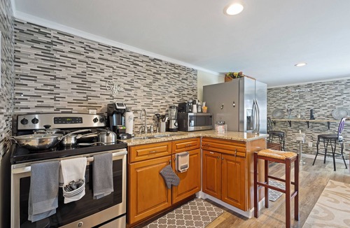 Bluffton Apartment | Chic apartment with WiFi and AC in superb Bluffton